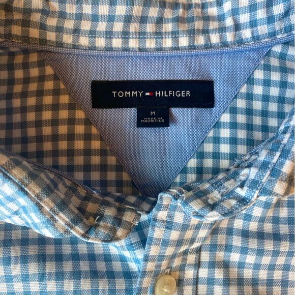 Men’s Tommy Hilfiger blue white button down shirt. - Picture 4 of 9